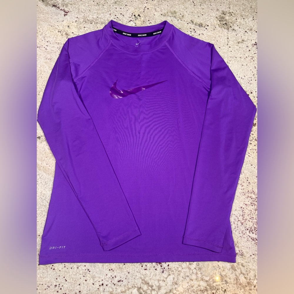 Nike long sleeves top Size small DRI-FIT